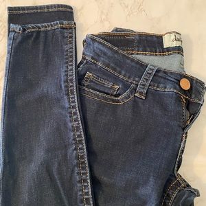 Daytrip skinny jeans 26L